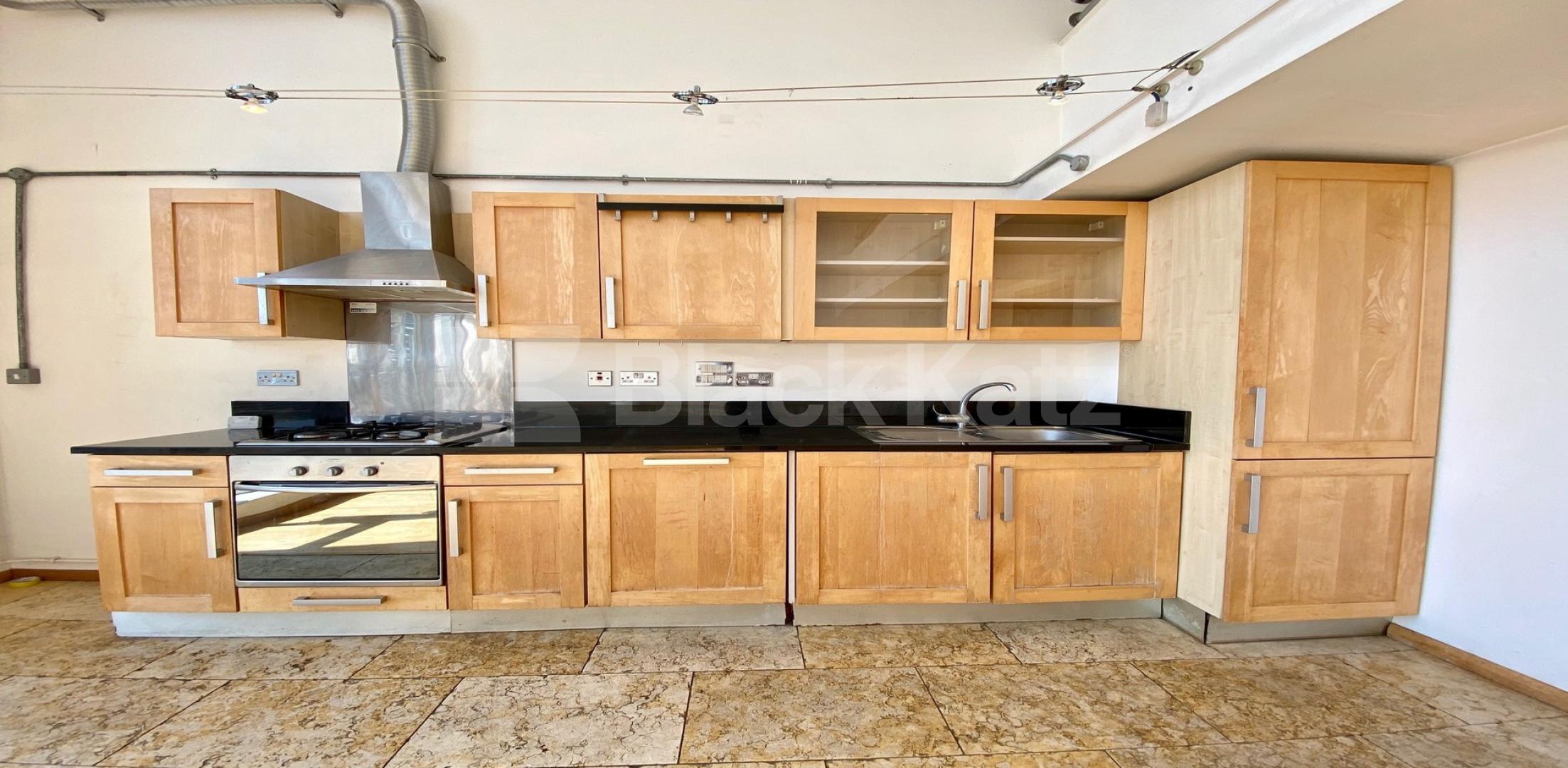 			VIRTUAL TOUR AVAILABLE!, 2 Bedroom, 1 bath, 1 reception Apartment			 ABILITY PLAZA-KINGSLAND ROAD, DALSTON/HAGGERSTON